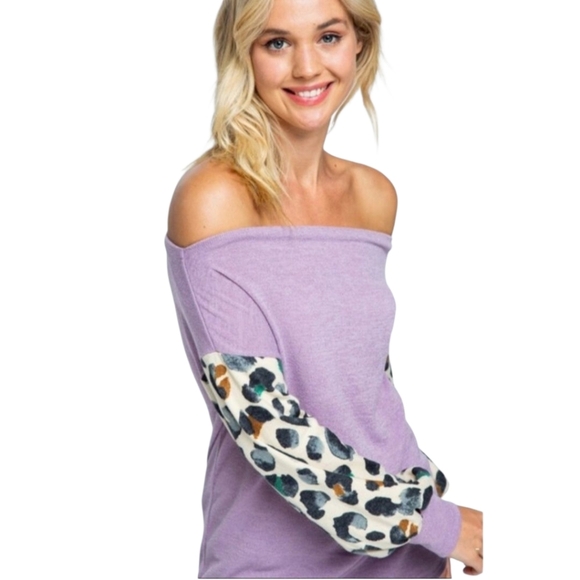 twenty second Lilac Off-Shoulder Sweater with Animal Print Sleeves - Picture 5 of 12